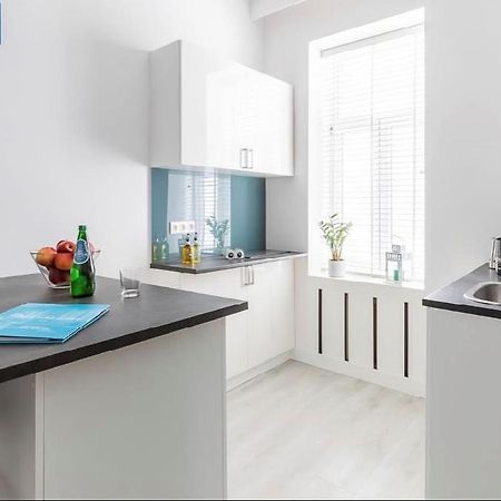 Wspolna 54 - Blue - Good Apartments وارسو المظهر الخارجي الصورة